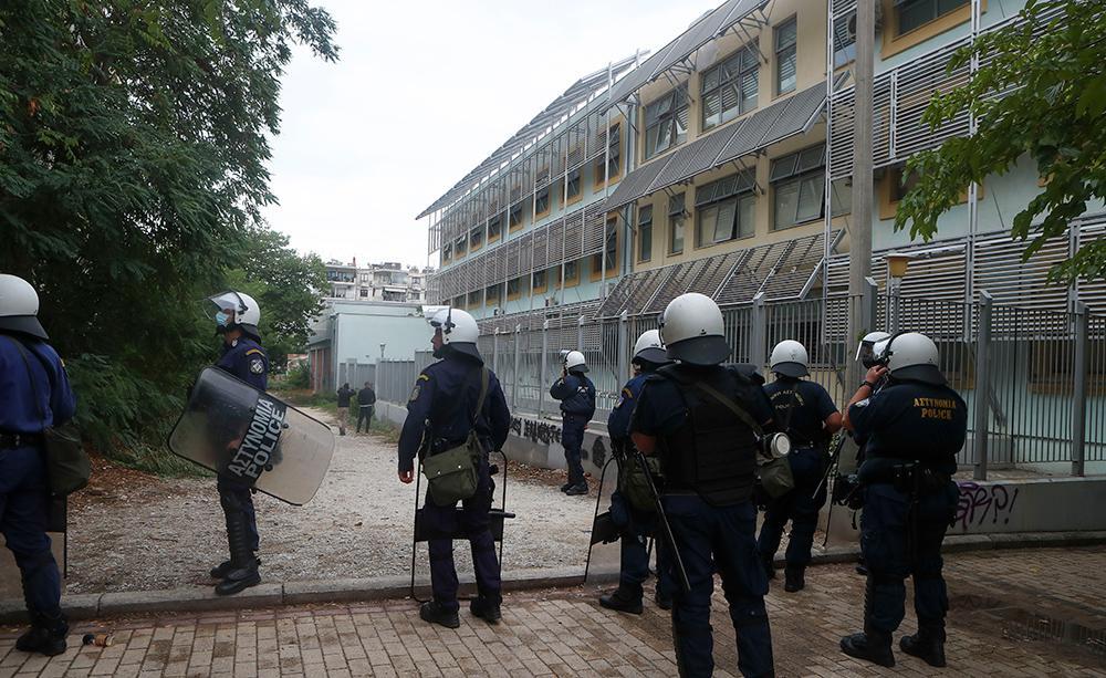 ΕΠΑΛ Σταυρούπολης: Συγκλονίζει μητέρα μαθήτριας