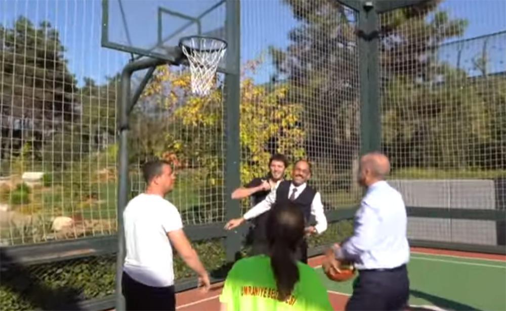 Ερντογάν: Παίζει και πάλι μπάσκετ για να διαψεύσει τις φήμες