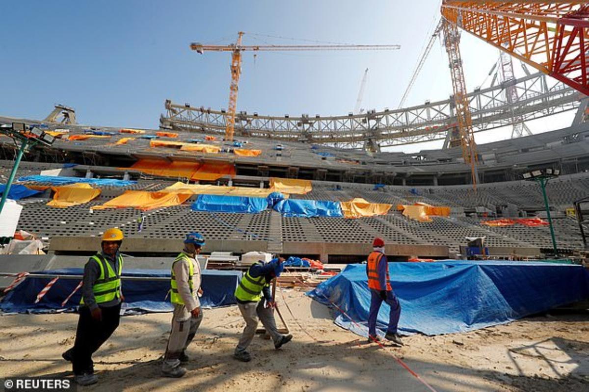 Μουντιάλ 2022: Το Ευρωκοινοβούλιο καλεί τη FIFA να αποζημιώσει τις οικογένειες των εργατών που έχασαν τη ζωή τους στο Κατάρ