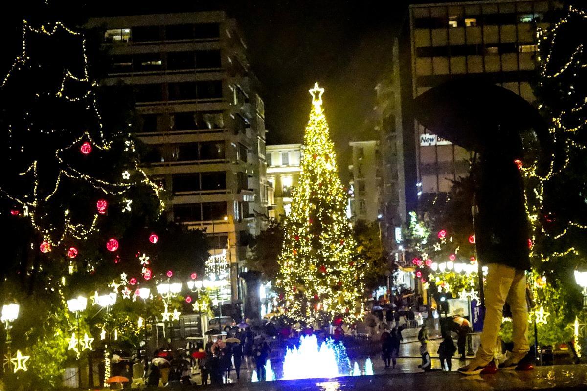 Χριστούγεννα στην Αθήνα: Ζήστε με... ασφάλεια τη μαγεία των Χριστουγέννων