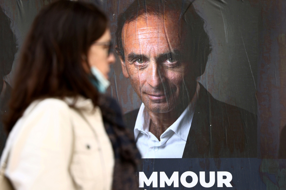 Γαλλία: Ανακοίνωσε την υποψηφιότητά του ο ακροδεξιός Ερίκ Ζεμούρ