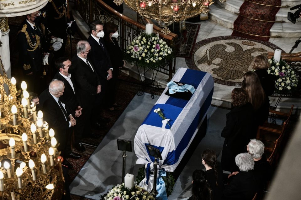Κάρολος Παπούλιας: To τελευταίο αντίο στον πρώην Πρόεδρο της Δημοκρατίας