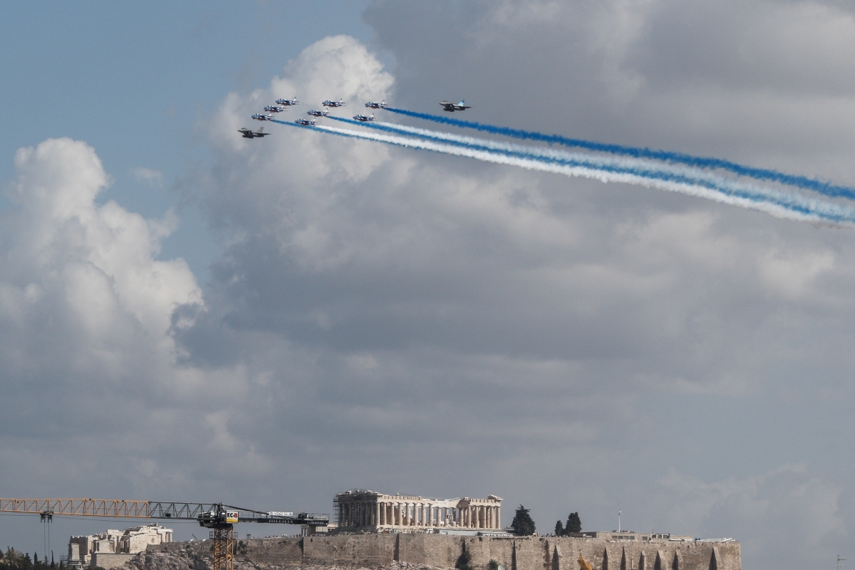 Rafale: Έτοιμα να σκεπάσουν τον ουρανό της Αθήνας τα έξι πρώτα μαχητικά – Την Τετάρτη στη βάση της Τανάγρας