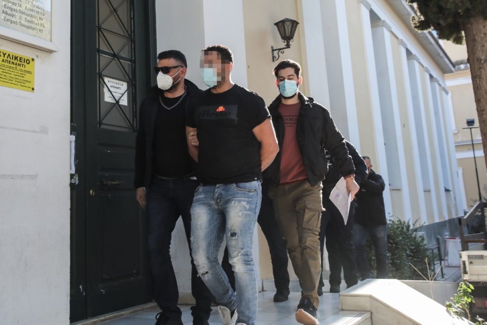 Άγιος Παντελεήμονας: Προφυλακίστηκε ο 34χρονος που ξυλοκόπησε την πρώην σύντροφό του - «Ζητώ συγγνώμη από τον κόσμο»