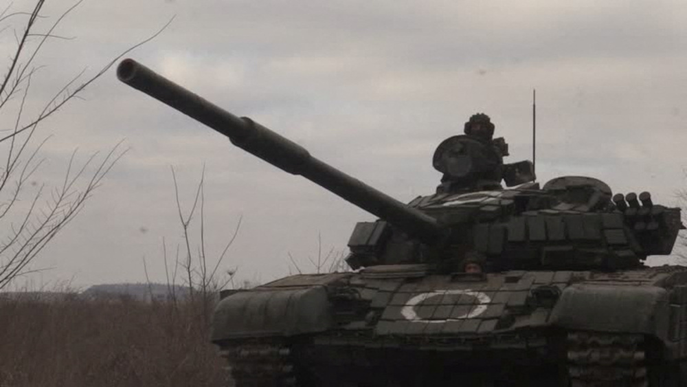 Πόλεμος στην Ουκρανία: Μερικό «στοπ» στα ρωσικά στρατεύματα λίγο έξω από το Κίεβο