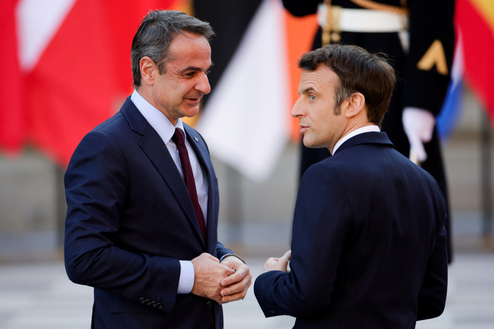 Συμφωνία Ελλάδας με Γαλλία και Τουρκία για την αποστολή ανθρωπιστικής βοήθειας στη Μαριούπολη
