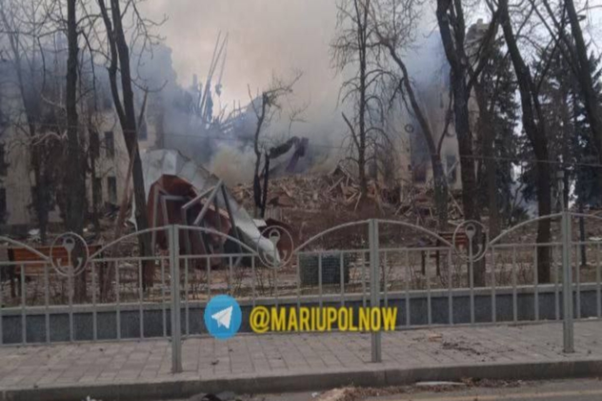 Πόλεμος στην Ουκρανία: «Αδύνατον να εξακριβωθεί ο αριθμός των θυμάτων στο Θέατρο της Μαριούπολης» – Τι αναφέρει το δημαρχείο [βίντεο]