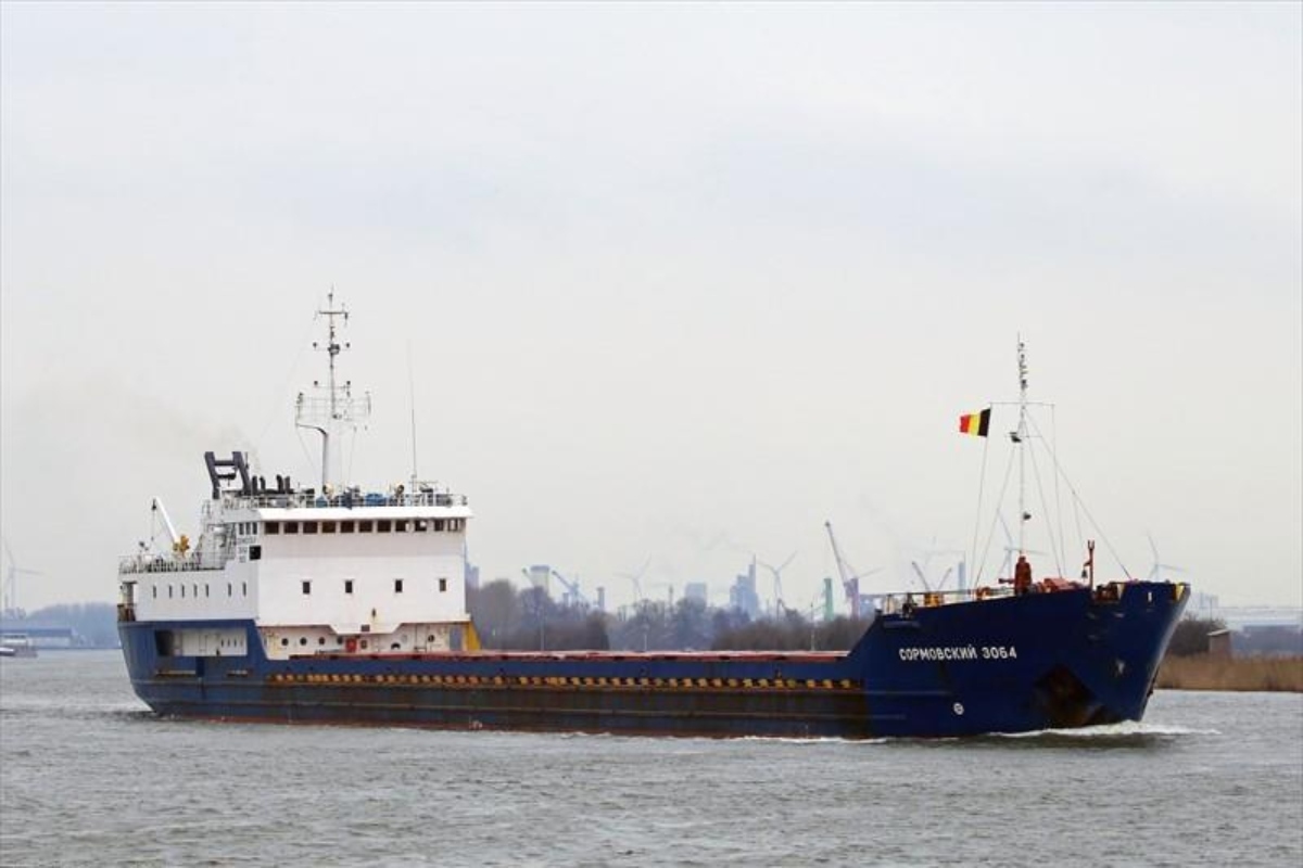 Πόλεμος στην Ουκρανία: Ουκρανοί έπληξαν εμπορικό πλοίο στη Μαριούπολη – Είχε αποπλεύσει από τα Ψαχνά Ευβοίας