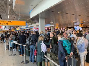 Άμστερνταμ: Χάος στο αεροδρόμιο Schiphol λόγω απεργίας
