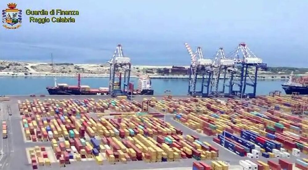 Ιταλία: Βρήκαν 654 κιλά κοκαΐνης με προορισμό τη Θεσσαλονίκη - Τα έκρυβαν σε κουτιά με μπανάνες