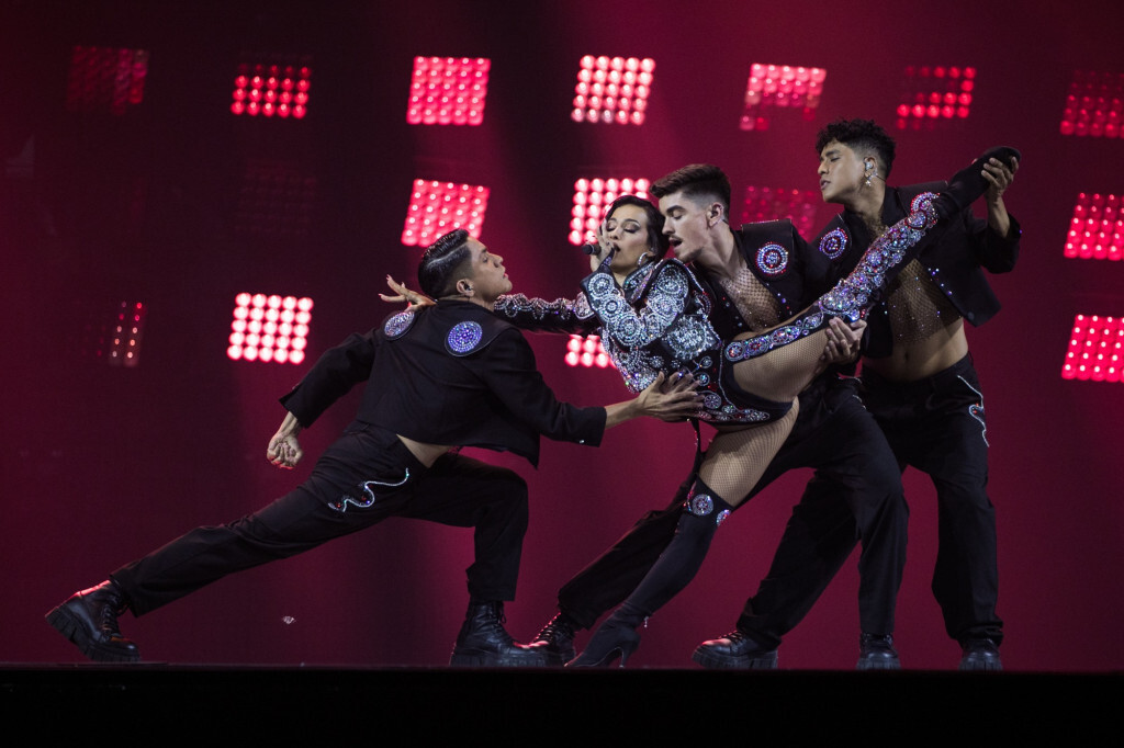 Eurovision 2022 τελικός: Έβαλε φωτιά στη σκηνή η Ισπανίδα - Ο χορός και το κορμί της - ΕΛΛΑΔΑ
