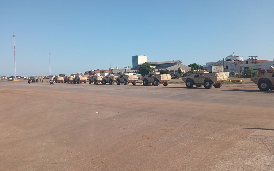 Ενίσχυση στην άμυνα της χώρας: Ακόμα 180 Τεθωρακισμένα Μ1117 στις Ένοπλες Δυνάμεις - ΕΛΛΑΔΑ