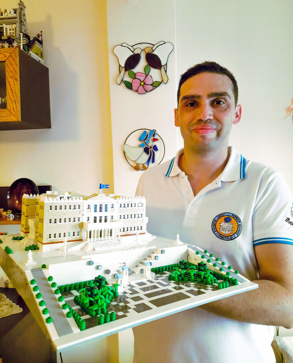 Θεσσαλονίκη: Έφτιαξε με περίπου 5000 lego το κτίριο της Βουλής των Ελλήνων! - ΕΛΛΑΔΑ