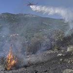 Φωτιά στο Πόρτο Γερμενό: Η μαρτυρία για μηχανή που κινούνταν στο σημείο – Τι αναφέρει κάτοικος της περιοχής [βίντεο]