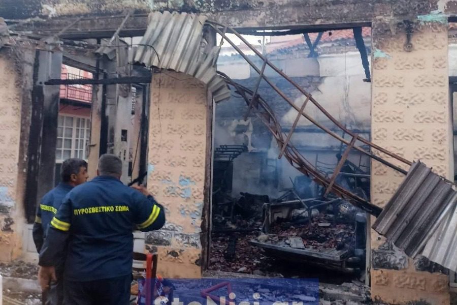 Λέσβος: Εισέβαλε στο κατάστημα του αδελφού του με ΙΧ γεμάτο φιάλες υγραερίου και κάηκε - ΕΛΛΑΔΑ