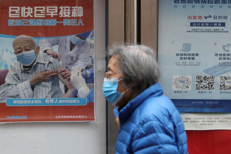 Κίνα: Τέλος στην υποχρεωτική καραντίνα για όσους επισκέπτονται τη χώρα – Πανικός στη Δύση «βλέπουν» μέχρι και 1 εκατ θανάτους στους επόμενους μήνες