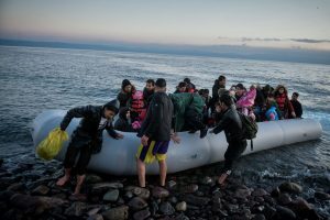 Μεταναστευτικό διακίνησης μεταναστών «Βόμβα» από την ΕΛ.ΑΣ.: Εγκληματικές οργανώσεις ΜΚΟ και λαθροδιακινητών γέμισαν τη Μυτιλήνη με παράνομους μετανάστες – Πως δρούσαν τα κυκλώματα