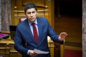 Επίθεση Αυγενάκη σε Ανδρουλάκη: Ο Πρόεδρος του «miniΠΑΣΟΚ» δεν ρωτάει, δεν ακούει, δεν μαθαίνει