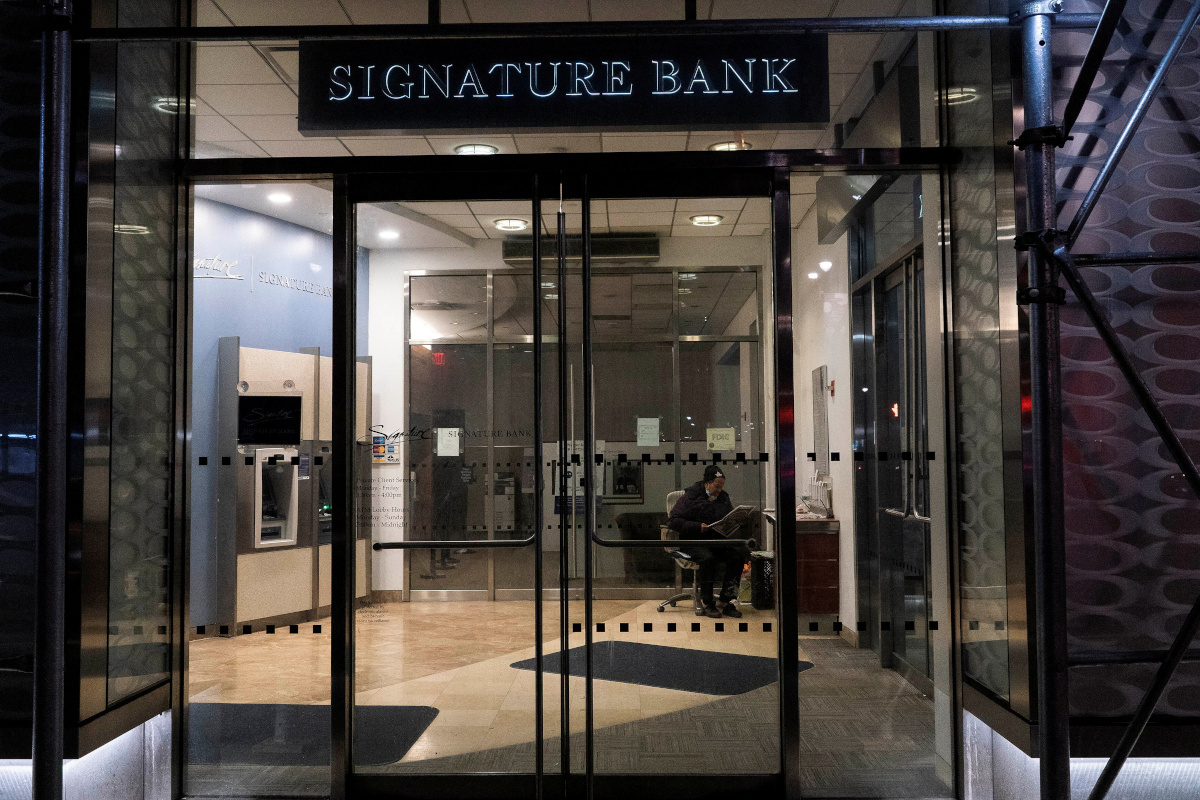 Κατέρρευσε και η Signature Bank, μετά τη Silicon Valley Bank