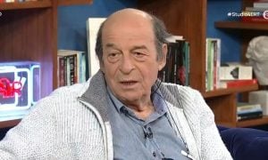 Μανούσος Μανουσάκης: Πέθανε ο σκηνοθέτης των μεγάλων τηλεοπτικών επιτυχιών