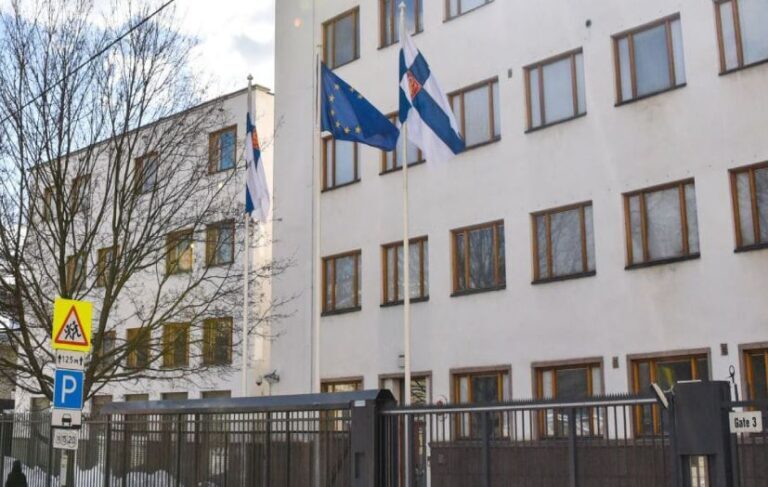 Φινλανδία πρεσβεία
