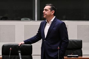 Παρών στην παρουσίαση του ευρωψηφοδελτίου του ΣΥΡΙΖΑ ο Τσίπρας