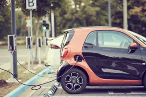 Ηλεκτρικά αυτοκίνητα: Τα οφέλη και τα κίνητρα για αγορά