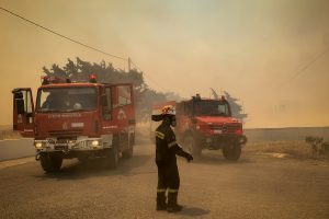 Εκδόθηκε η ΚΥΑ για την προκαταβολή 50% της κρατικής αρωγής για τις ζημιές σε φυτικό κεφάλαιο κατά τις πυρκαγιές του 2023