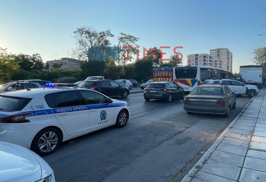 Συναγερμός στη Θεσσαλονίκη: Άγρια καταδίωξη της ΔΙ.ΑΣ. σε κλεμμένο ΙΧ – Συγκρούστηκε με λεωφορείο - ΑΣΤΥΝΟΜΙΑ