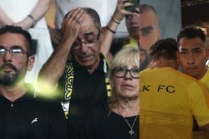 ΑΕΚ-Ντιναμό Ζάγκρεμπ: Ανατριχίλα στην Opap Arena – Παρόντες οι γονείς του Μιχάλη, δάκρυσαν και τα τσιμέντα [βίντεο]