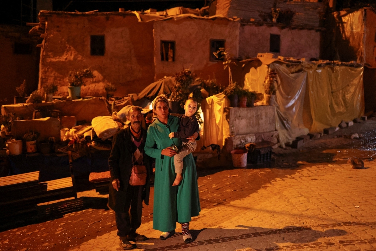 Σεισμός στο Μαρόκο: Θρήνος δίχως τέλος - Στους 2.012 ο τραγικός απολογισμός, μάχη με τον χρόνο για τα σωστικά συνεργεία [βίντεο]