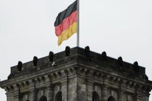 Γερμανία: Συνελήφθησαν τρεις Γερμανοί για κατασκοπεία υπέρ της Κίνας - Παρέδωσαν «στρατιωτική τεχνολογία»
