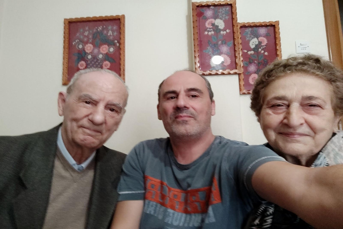 Θεσσαλονίκη: Η 82χρονη Γεωργιανή που επί 30 χρόνια φρόντιζε ενηλίκους στην Ελλάδα – Πώς δέθηκε με τις οικογένειές τους