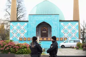 «Άντρο» της Χεζμπολάχ το Μπλε Τζαμί στο Αμβούργο
