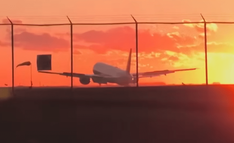 Επεισοδιακή προσγείωση σε πτήση της Air Canada - Σε κατάσταση σοκ οι επιβάτες (Βίντεο)