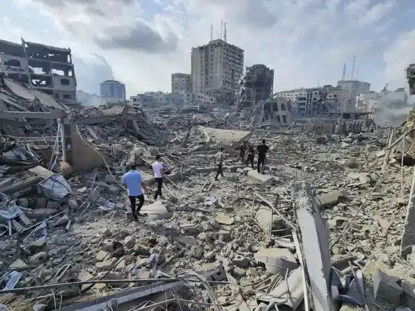 Συγκλονιστικό βίντεο: Συνοικίες της Γάζας πριν και μετά την έναρξη του πολέμου