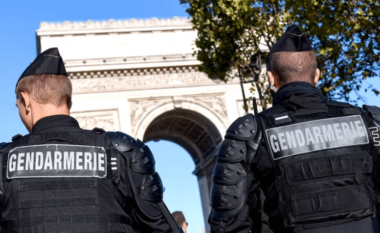 Γαλλία: Ένας άνδρας σκοτώθηκε στο κρεβάτι του από αδέσποτη σφαίρα