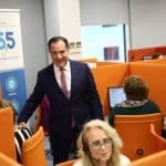 Άδωνις Γεωργιάδης: Αιφνιδιαστική επίσκεψη στο τηλεφωνικό κέντρο του 1555