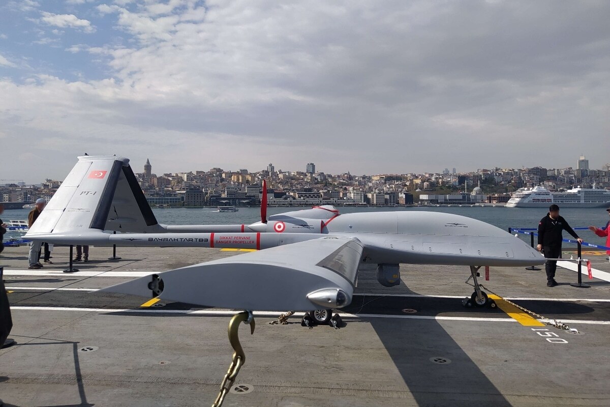 Τουρκία: Στον αέρα το τουρκικό μη επανδρωμένο BAYRAKTAR TB3 - Πραγματοποίησε πτήση 30 ωρών