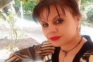 Γυναικοκτονία στη Σαλαμίνα: Σοκάρει η αδερφή της 43χρονης – «Περίμενε το παιδί να φύγει και μετά τη σκότωσε»