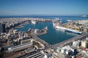 Λιμάνι Πειραιά: Οι επιθέσεις των Χούθι μείωσαν κατά 7,6% τα κοντέινερ