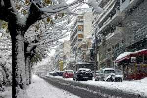 Καιρός: Χιονιάς «εφιάλτης» το επόμενο 48ωρο - Πότε και που θα το στρώσει στην Αττική - Ποιοι δρόμοι είναι κλειστοί [χάρτες]