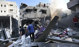 Le Monde: Ομάδες ενόπλων έκλεψαν 66 εκατομμύρια ευρώ από χρηματοκιβώτια στη Γάζα
