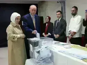 Τουρκία: Ψήφισε στην Κωνσταντινούπολη ο Ερντογάν