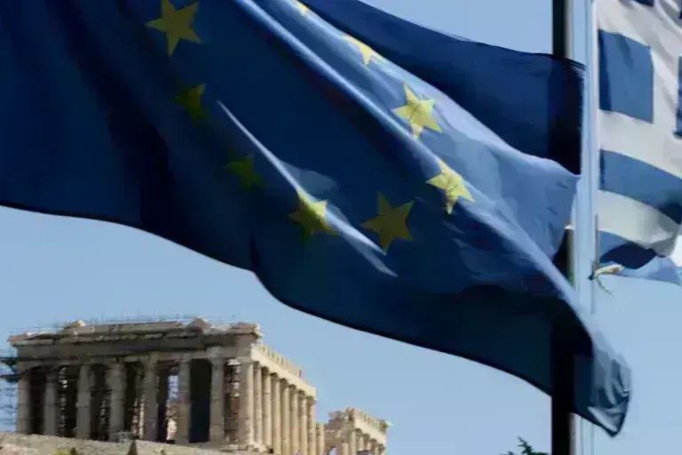 Economist: Παγκόσμια πρωτιά για την Ελλάδα στη βελτίωση του επιχειρηματικού περιβάλλοντος - Προβλέπει αύξηση ΑΕΠ και επενδύσεων