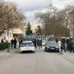 Θεσσαλονίκη: Μεγάλη αστυνομική επιχείρηση στο ΑΠΘ – Ένταση με φοιτητές, τουλάχιστον 45 προσαγωγές [βίντεο]