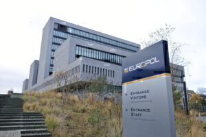 Politico: Συναγερμός στη Europol - Εξαφανίστηκαν «ευαίσθητα» αρχεία