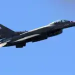 Πτώση F-16: Περισυνελέγη σώος ο πιλότος και μεταφέρεται στο 251 ΓΝΑ [βίντεο]