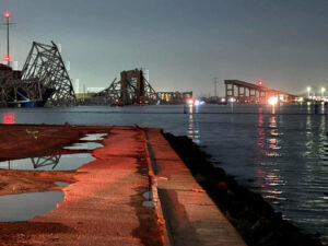 Γιατί η γέφυρα της Βαλτιμόρης κατέρρευσε σαν χάρτινη - Διασώθηκαν δύο άτομα - Σε κατάσταση έκτακτης ανάγκης το Μέριλαντ [Βίντεο]