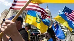 ΗΠΑ: Το Κογκρέσο ενέκρινε τη βοήθεια 95 δισ. δολαρίων για Ουκρανία και Ισραήλ